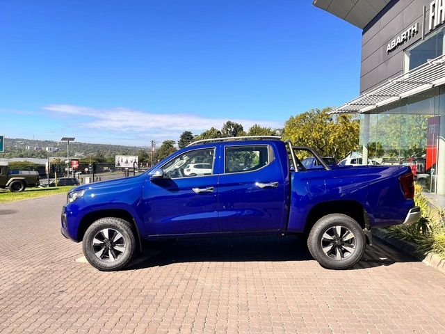2026 Peugeot Landtrek 1.9D Allure Double Cab Auto, photo 2