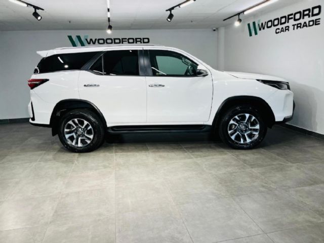 2025 Toyota Fortuner 2.4 GD-6 R/B Auto, photo 4