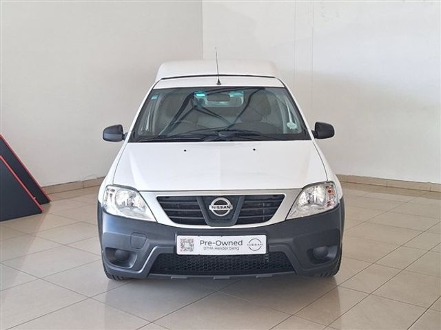 2023 Nissan NP200 1.6 A/C Safety Pack, photo 3