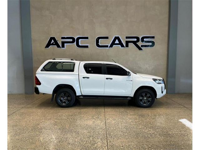 2021 Toyota Hilux 2.4 GD-6 Raider 4x4 Auto Double-Cab, photo 2