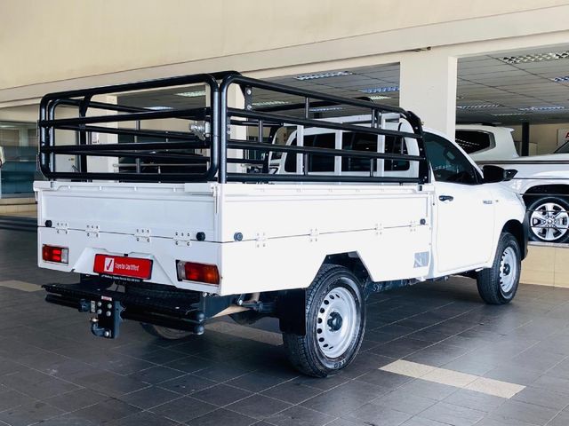 2026 Toyota Hilux 2.4 GD-6 4x4 Single-Cab F/Deck, photo 2