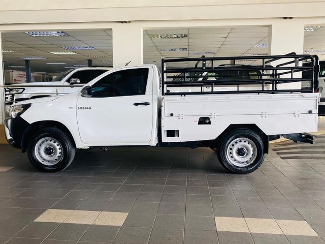 2026 Toyota Hilux 2.4 GD-6 4x4 Single-Cab F/Deck, photo 5