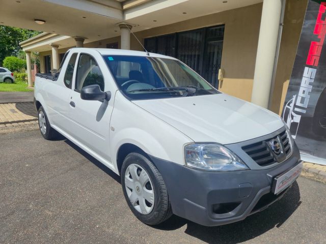 2021 Nissan NP200 1.6 A/C Safety Pack