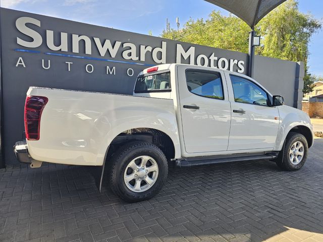 2022 Isuzu D-Max 250 HO Hi-Rider Double-Cab, photo 2