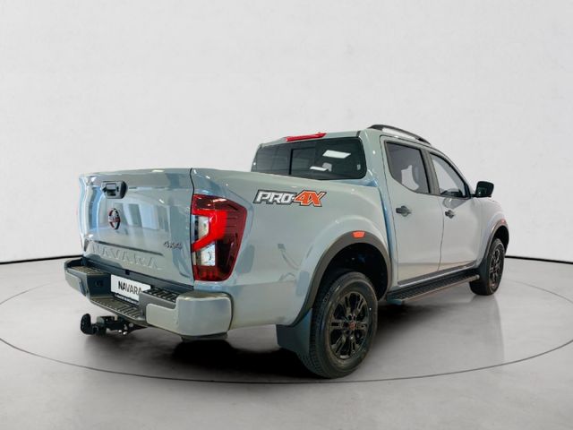 2026 Nissan Navara 2.5 DDTi PRO-4X 4X4 Auto Double-Cab, photo 4