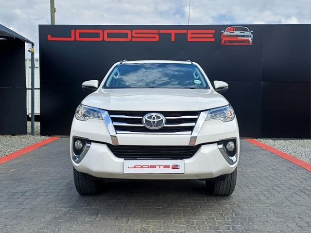 2020 Toyota Fortuner 2.4 GD-6 Raised Body, photo 2