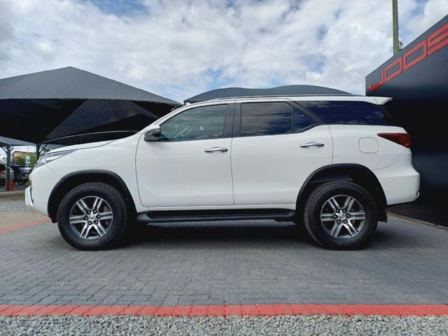 2020 Toyota Fortuner 2.4 GD-6 Raised Body, photo 4