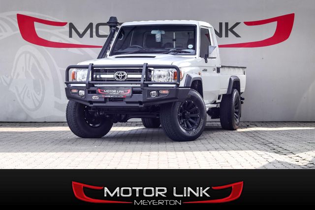 2020 Toyota Land Cruiser 79 4.5 D Single-Cab