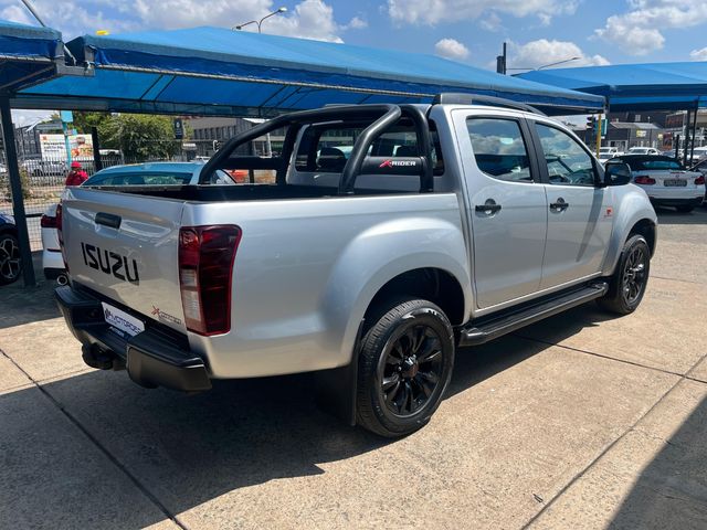 2022 Isuzu D-Max 250 HO X-Rider Double-Cab, photo 2