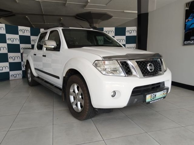 2015 Nissan Navara 2.5 dCi LE Double-Cab, photo 3