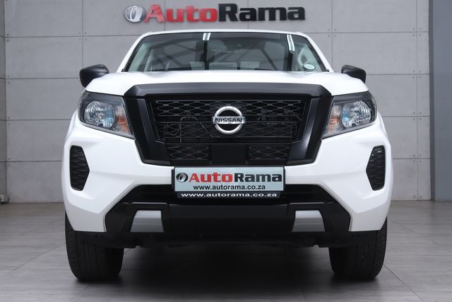 2024 Nissan Navara 2.5 DDTi SE Double-Cab, photo 2