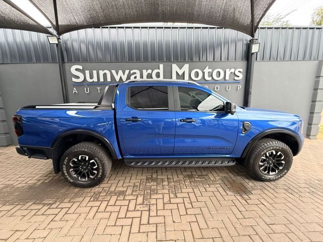 2025 Ford Ranger 2.0D Bi-Turbo Wildtrak X AWD Double-Cab Auto, photo 2