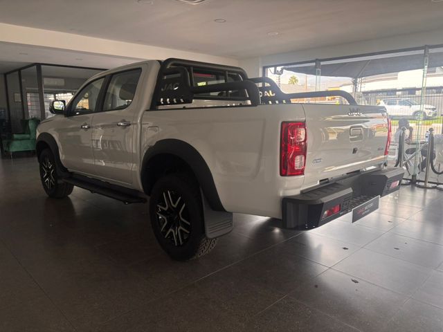 2026 JAC T8 2.0 CDI Lux 4x4 Double-Cab, photo 4