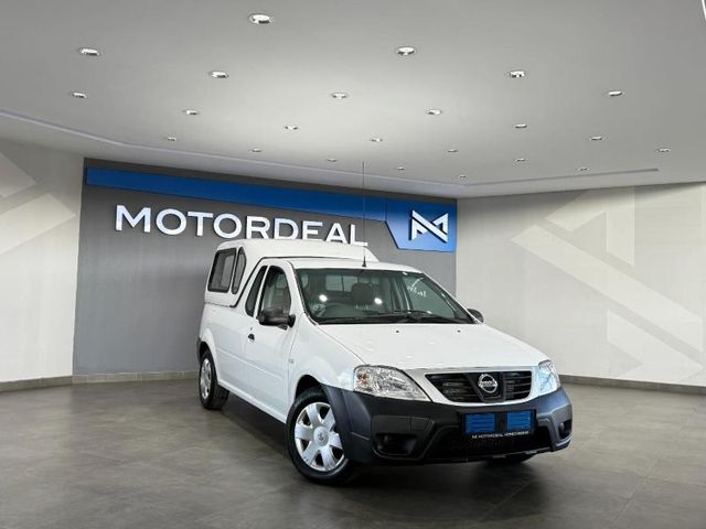 2023 Nissan NP200 1.6 A/C Safety Pack