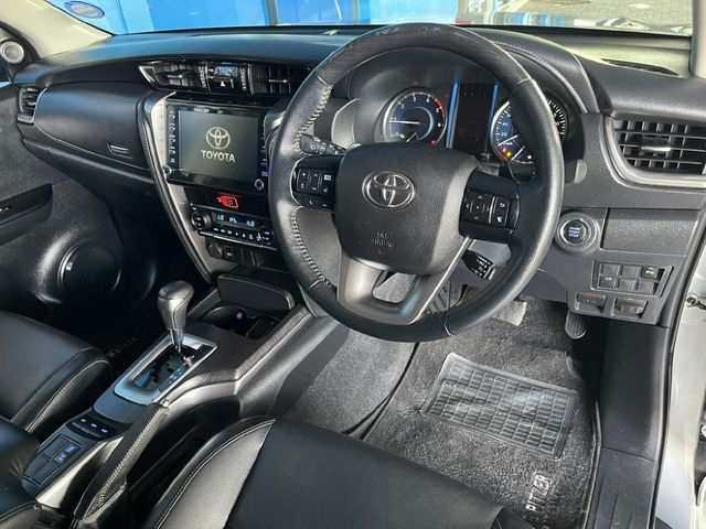 2022 Toyota Fortuner 2.8 GD-6 Raised Body Auto, photo 4