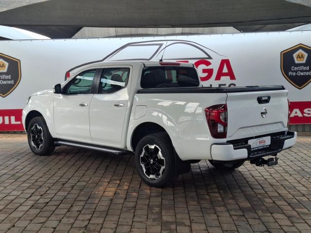2022 Nissan Navara 2.5 DDTi LE Plus Auto Double-Cab, photo 3