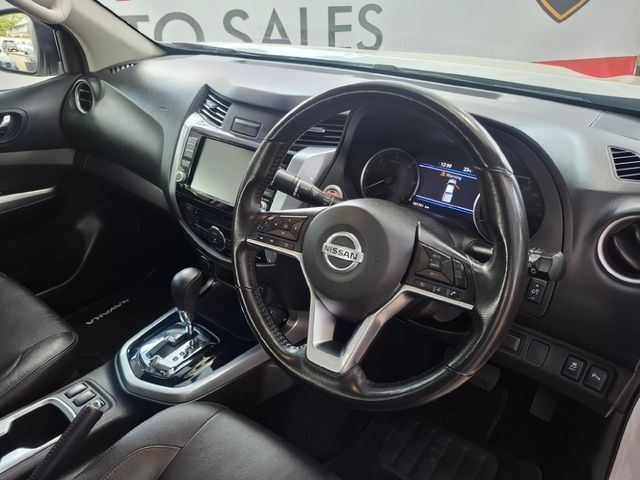 2022 Nissan Navara 2.5 DDTi LE Plus Auto Double-Cab, photo 5