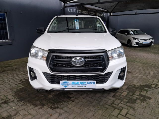 2020 Toyota Hilux Double Cab DC 2.4GD6 RB SRX Manual, photo 2