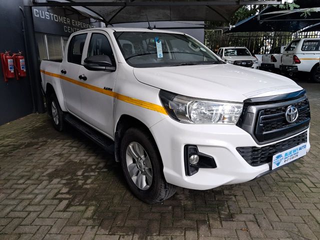 2020 Toyota Hilux Double Cab DC 2.4GD6 RB SRX Manual, photo 3