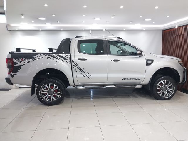 2015 Ford Ranger 3.2 TDCi Wildtrak 4x4 Auto Double-Cab, photo 5