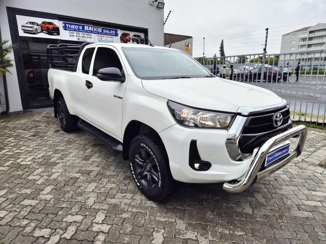 2021 Toyota Hilux 2.4 GD-6 Raised Body SRX Auto Extended Cab