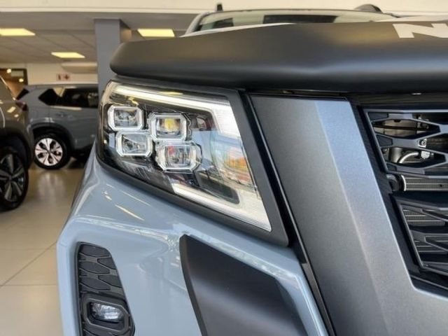 2026 Nissan Navara 2.5 DDTi PRO-2X Auto Double-Cab, photo 2