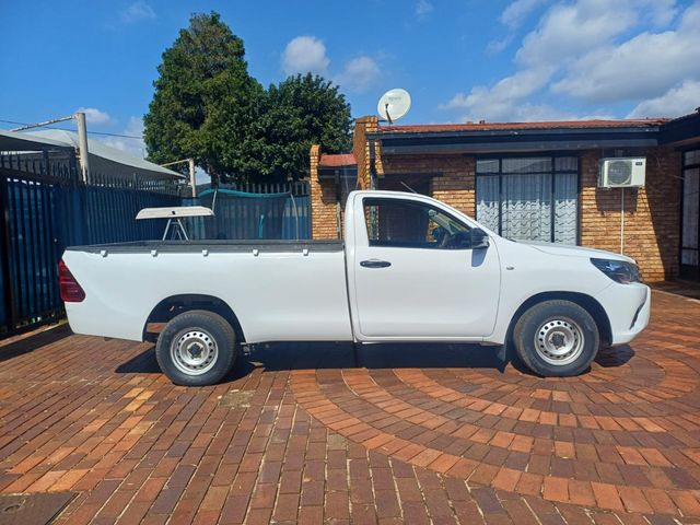 2019 Toyota Hilux 2.0 VVTi Single-Cab, photo 2