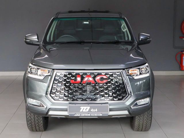 2026 JAC T8 2.0 Lux 4x4 D/C Man, photo 4