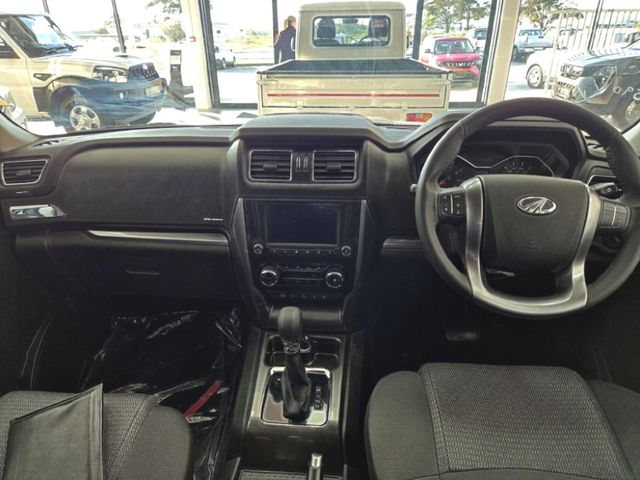 2026 Mahindra Pik Up 2.2 mHawk S11 Auto Double-Cab, photo 3