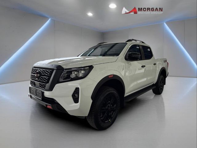 2026 Nissan Navara 2.5 DDTi PRO-4X 4X4 Auto Double-Cab, photo 3