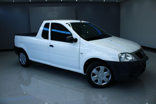 2023 Nissan NP200 1.6
