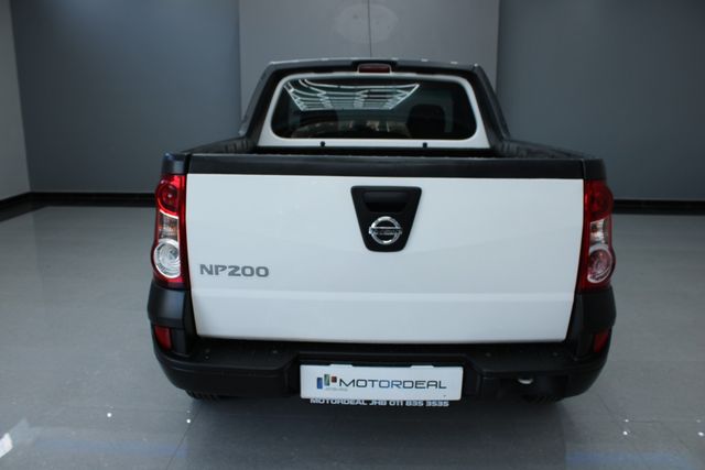 2023 Nissan NP200 1.6, photo 2