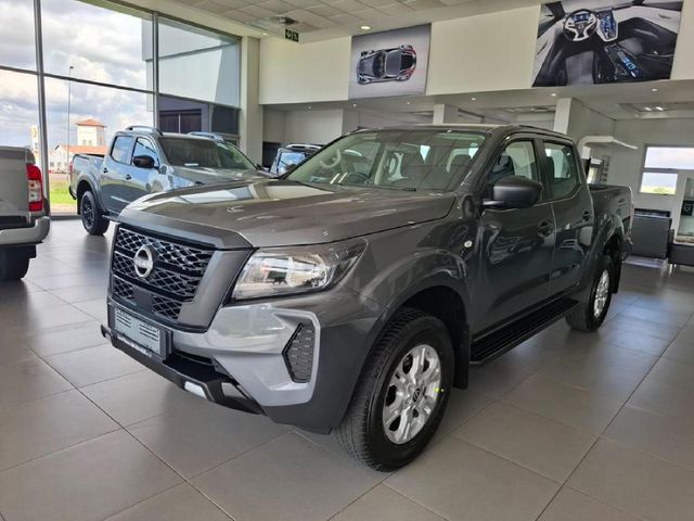 2026 Nissan Navara 2.5 DDTi SE Plus Auto Double-Cab, photo 4