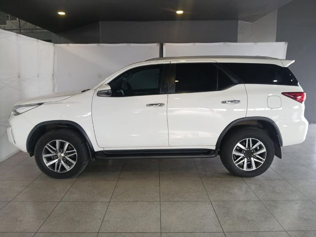 2019 Toyota Fortuner 2.8 GD-6 Raised Body Auto, photo 3