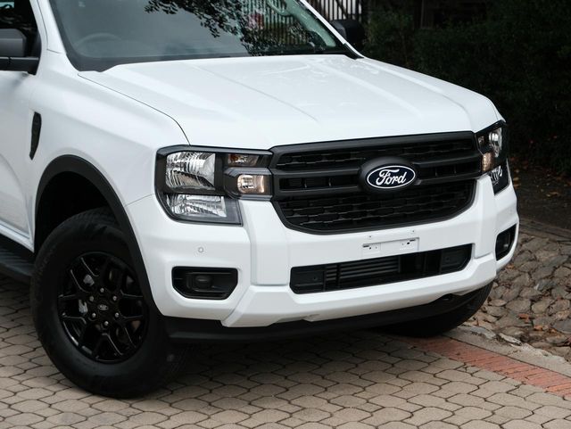 2026 Ford Ranger 2.0D Sit Xl 4x4 Double-Cab, photo 2