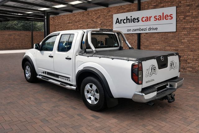 2010 Nissan Navara 2.5 dCi Double-Cab, photo 4