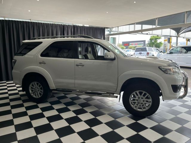 2012 Toyota Fortuner 3.0 D-4D 4x4, photo 5
