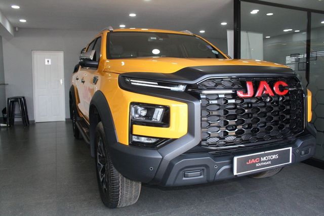 2026 JAC T9 2.0 CTI Lux Auto Double-Cab, photo 2