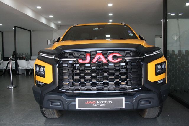 2026 JAC T9 2.0 CTI Lux Auto Double-Cab, photo 3