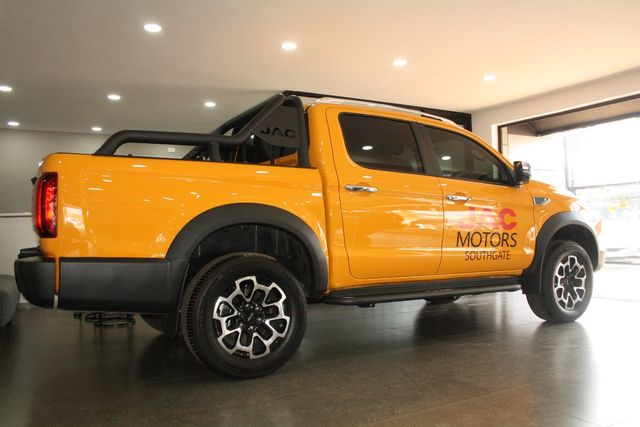 2026 JAC T9 2.0 CTI Lux Auto Double-Cab, photo 4