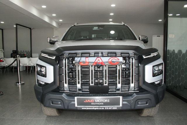 2026 JAC T9 2.0 CTI Lux Auto Double-Cab, photo 2