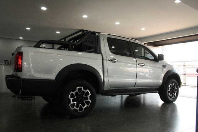 2026 JAC T9 2.0 CTI Lux Auto Double-Cab, photo 3