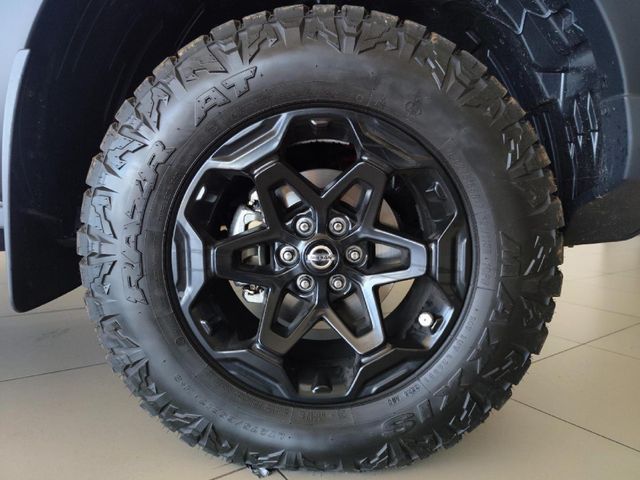 2026 Nissan Navara 2.5DDTi PRO-4X Warrior 4x4 Double-Cab Auto, photo 5