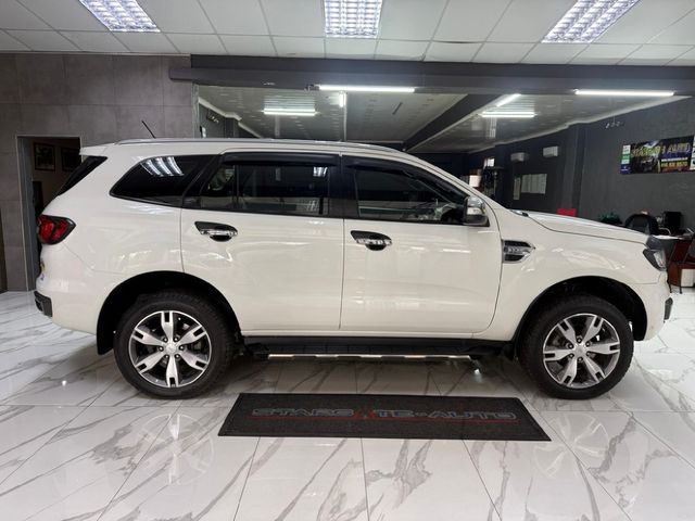 2016 Ford Everest 3.2 TDCi LTD 4x4 Auto, photo 5