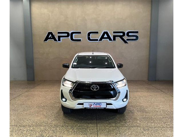 2023 Toyota Hilux 2.4 GD-6 Raider 4x4 Double-Cab, photo 3