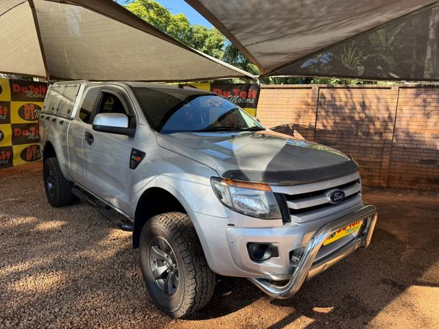2014 Ford Ranger 3.2 TDCi XLS 4x4 Auto SuperCab