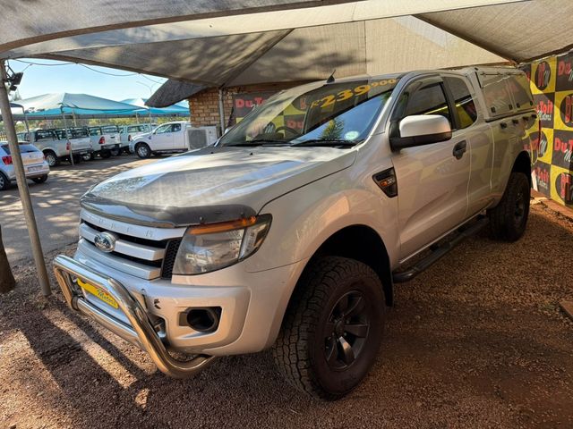 2014 Ford Ranger 3.2 TDCi XLS 4x4 Auto SuperCab, photo 3