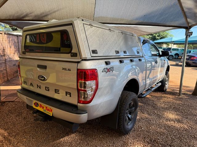 2014 Ford Ranger 3.2 TDCi XLS 4x4 Auto SuperCab, photo 4