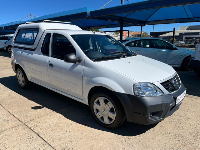 2024 Nissan NP200 1.6 A/C Safety Pack