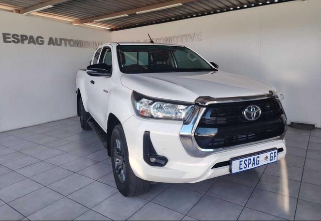 2023 Toyota Hilux 2.4 GD-6 Raised Body Raider Extended Cab